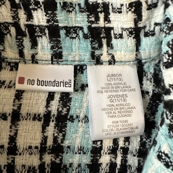 🛍️blue,white,black plaid suit jacket excellent condition. - Picture 8 of 8